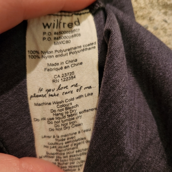 Wilfred faux leather leggings. Size small. - Picture 3 of 4